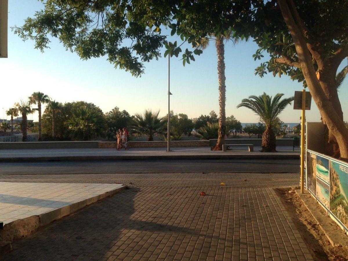 Korona Βeach Αpartments Appartement Rethimnon Buitenkant foto